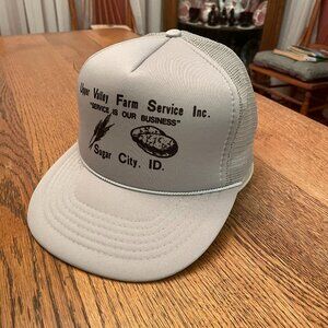 Vintage Upper Valley Farm Service Sugar City Idaho Gray Snapback Trucker Hat Cap
